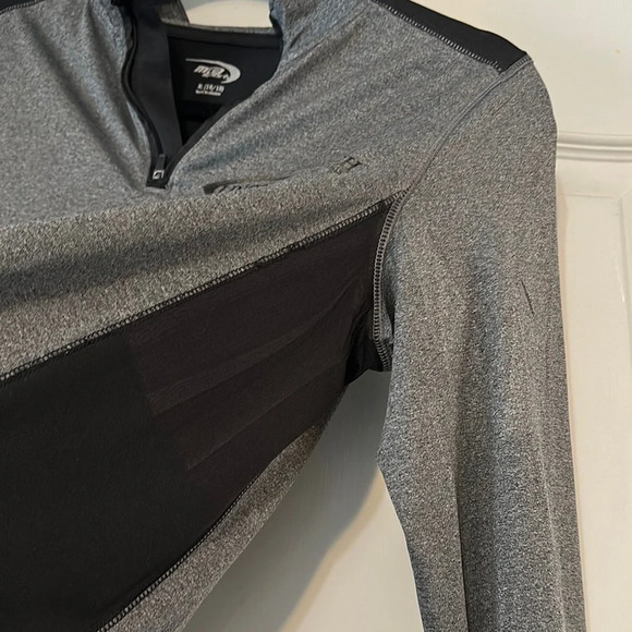 MTA Sport Gray and Black Long Sleeve Athletic Tee - Picture 3 of 6